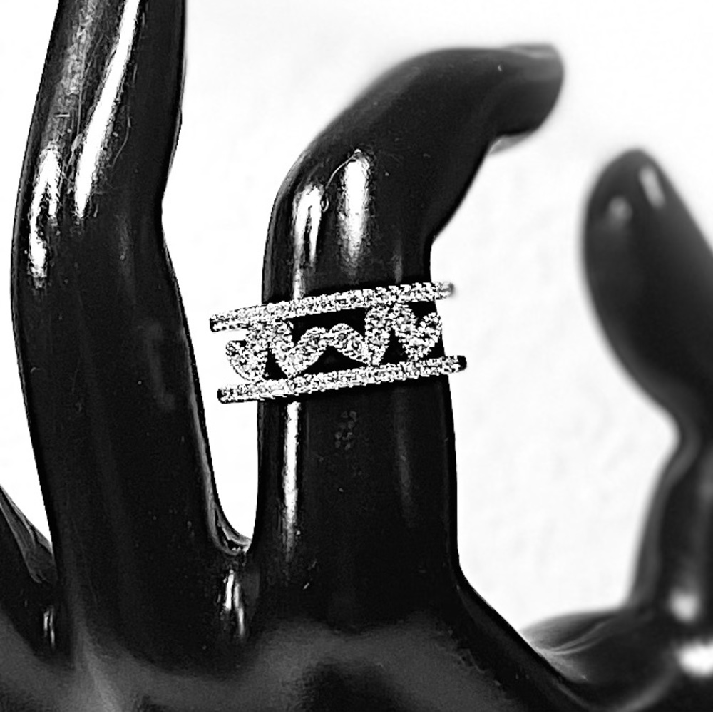 Hearts Adjustable Ring, Silver Plated Embellished w/ Crystals
Size Adjustable